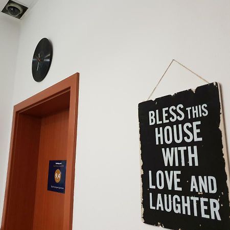 Quiet Courtyard Apartment Prague Luaran gambar