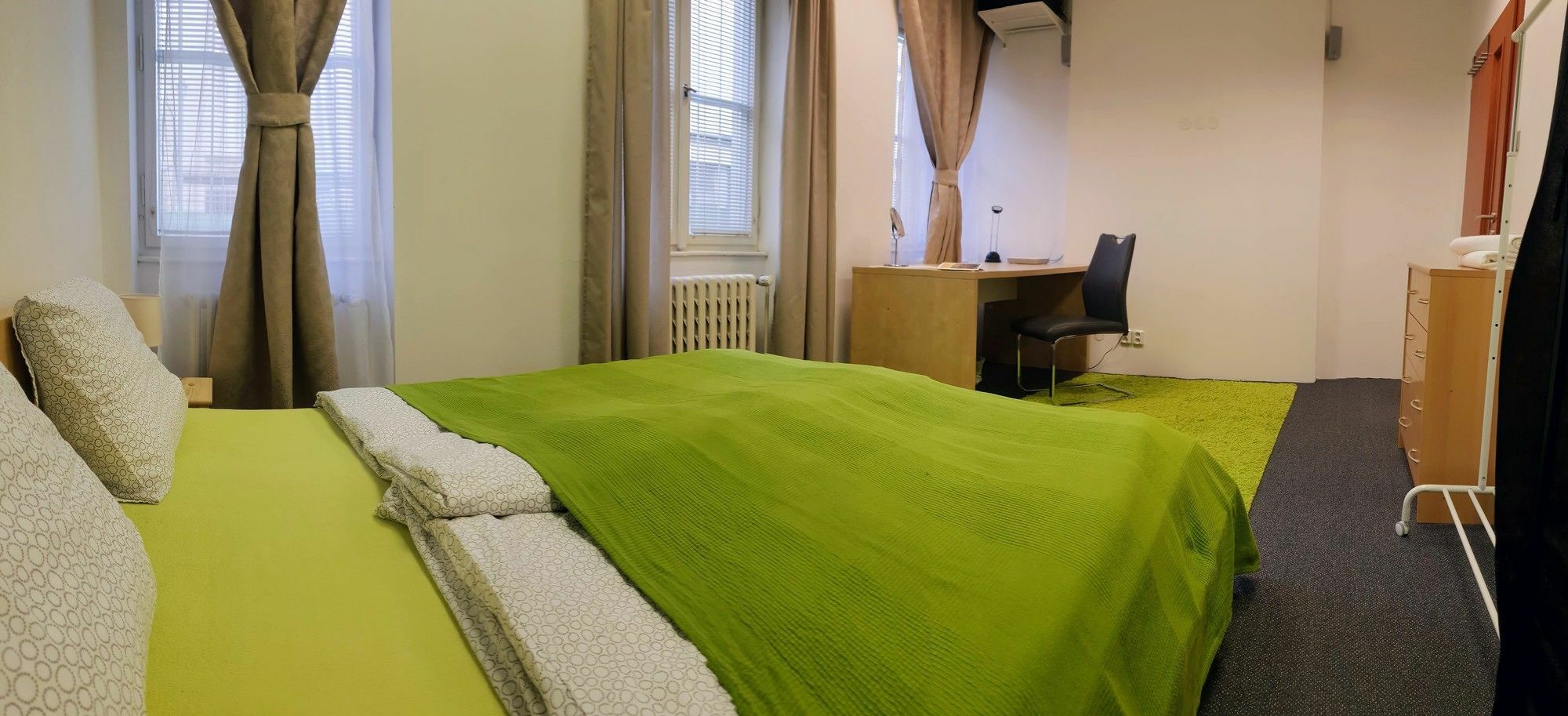 Quiet Courtyard Apartment Prague Luaran gambar